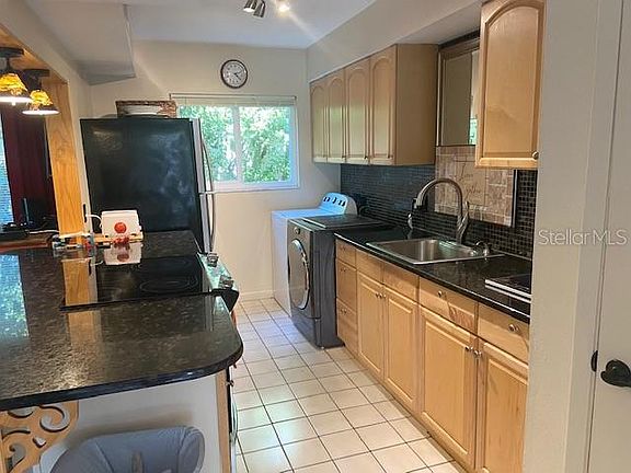 3rd image of 501 E Bay Dr APT 201