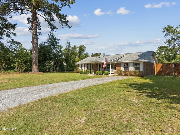 3rd image of 5137 Lord Byron Road
