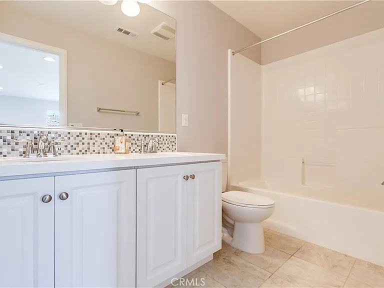 410 Golden Bear Ln — Photo 18