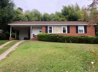 1424 Waccamaw Dr, North Augusta, SC 29841