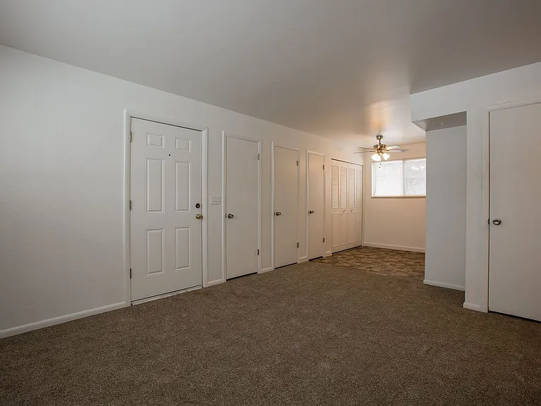 2925 Somerville Dr #1 — Photo 3