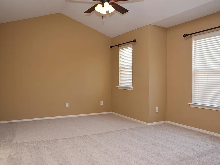 8224 Stone Cellar Dr — Photo 17