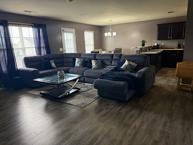 1124 Harmony Ln — Photo 8
