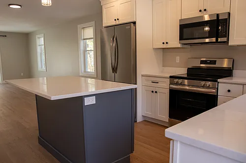16 Vernon St #C Photo 1