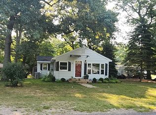 16 N Kenwood St, Muskegon, MI 49442