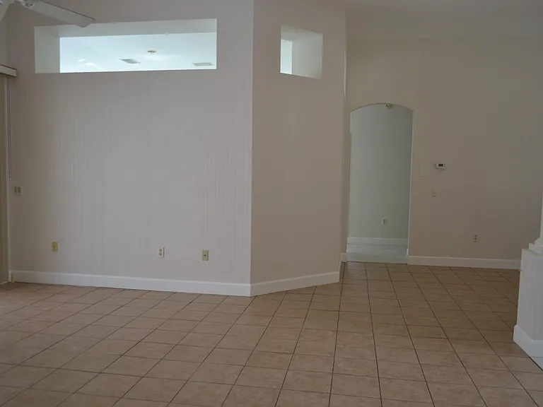 268 W Romany Loop — Photo 22