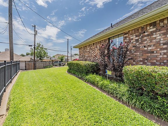 4th image of 2520 Pecan Grove Ct