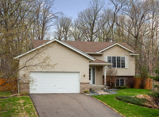 589 McKnight Rd S, Saint Paul, MN 55119