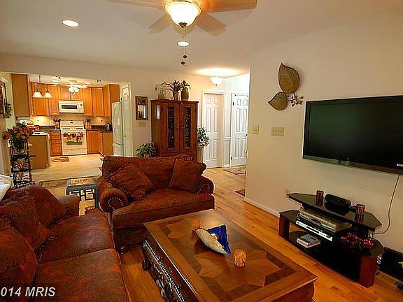 5th image of 7376 Victoria Dr