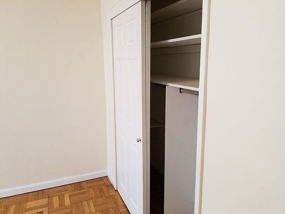 4th image of 2222 E 18th St APT 4G