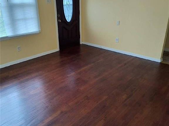 3rd image of 331 Irby St