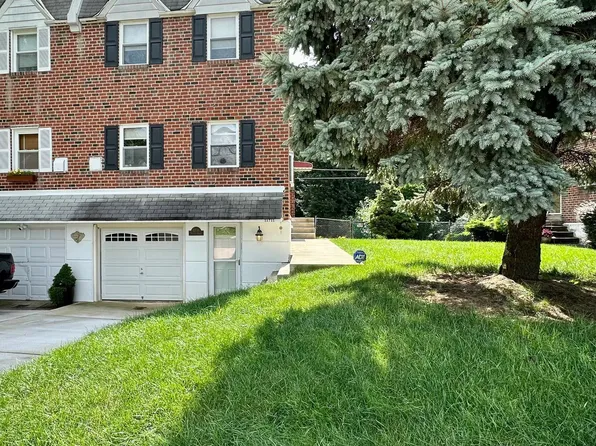 11711 Stevens Rd, Philadelphia, PA 19116