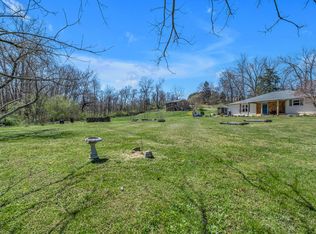 2075 Buttrey Rd, Bon Aqua, TN 37025