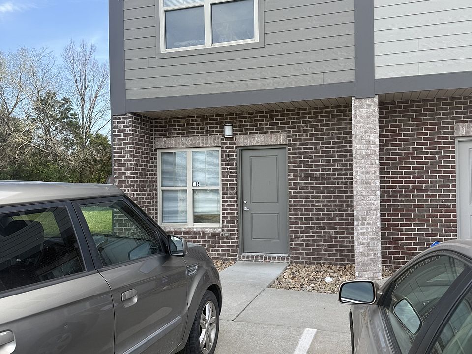 2nd image of 115 Bellvue Dr