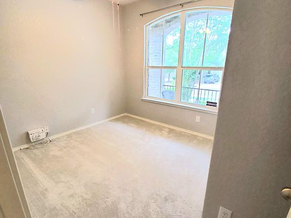 5th image of 12231 Dewitt Way