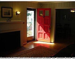 1st image of 160 Dover Cir
