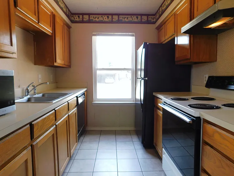 404 Pace Dr — Photo 11