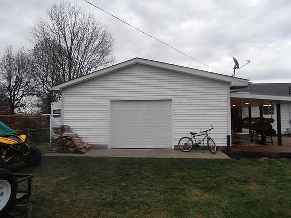 4th image of 41 Parkway Dr