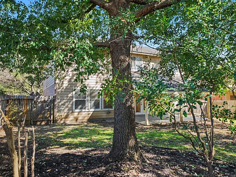 194 Laceleaf Ln — Photo 43