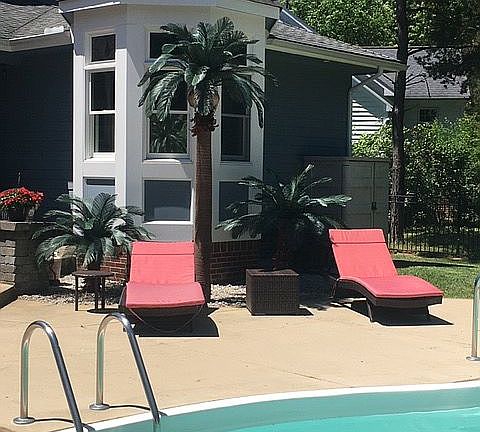 3rd image of 6954 Woodlyn Ct