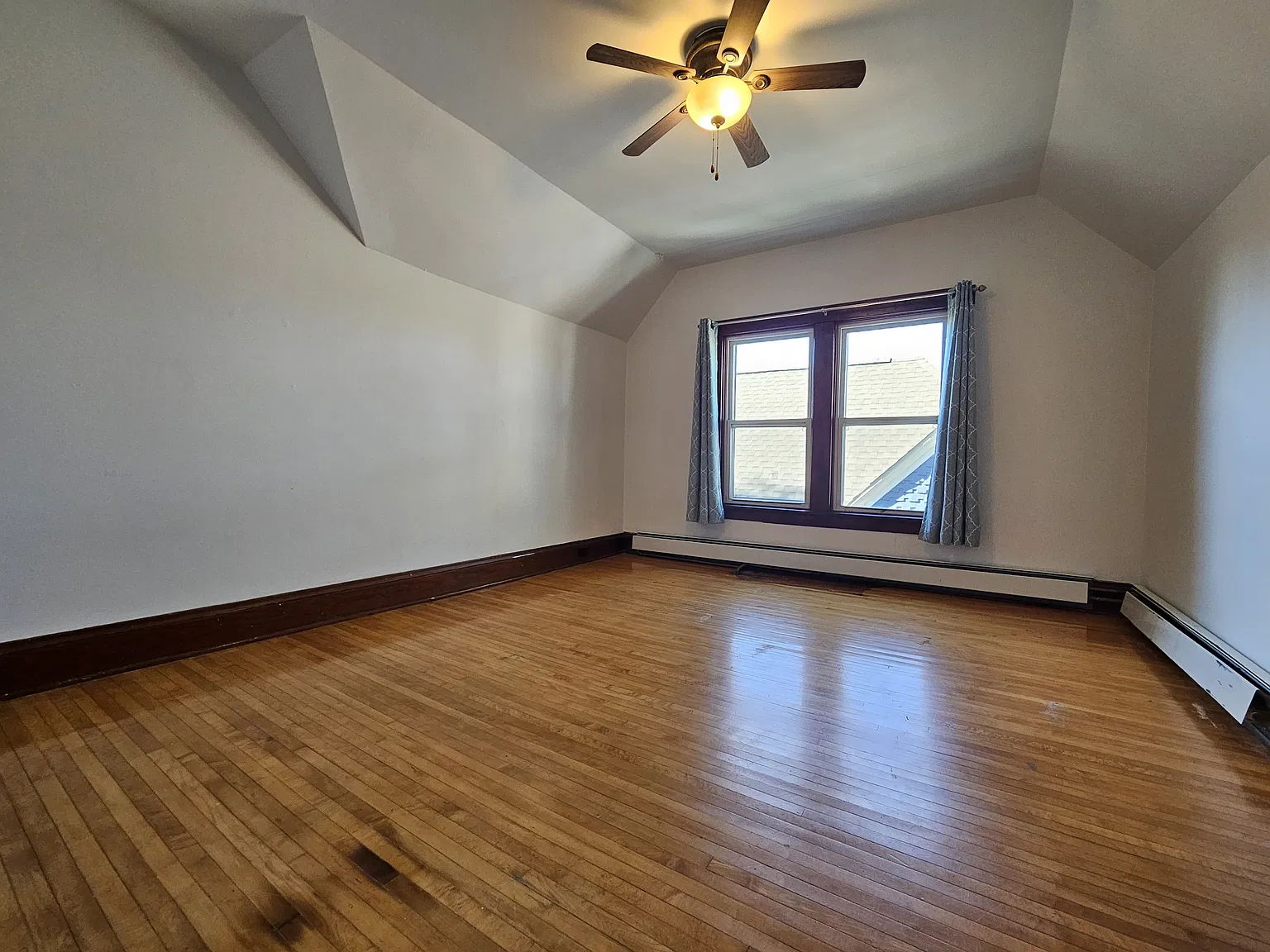 411 S Paterson St — Photo 4