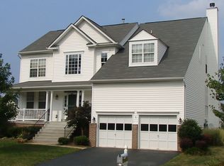 859 Santmyer Dr SE, Leesburg, VA 20175