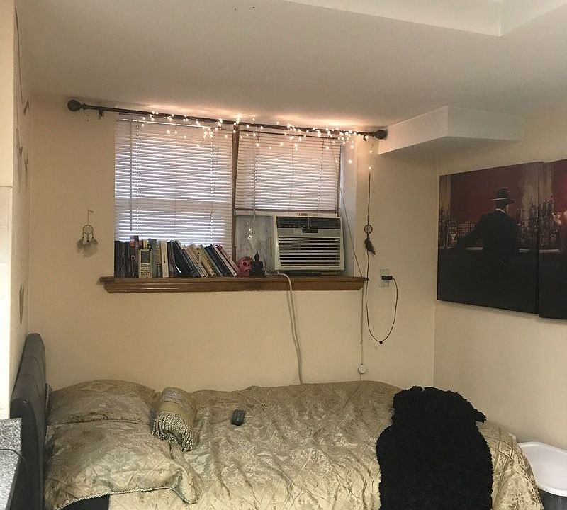 2nd image of 2842 29th St APT 1F
