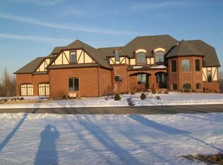 11645 Willow Springs Dr, Zionsville, IN 46077