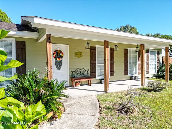 4th image of 9020 Live Oak Ave