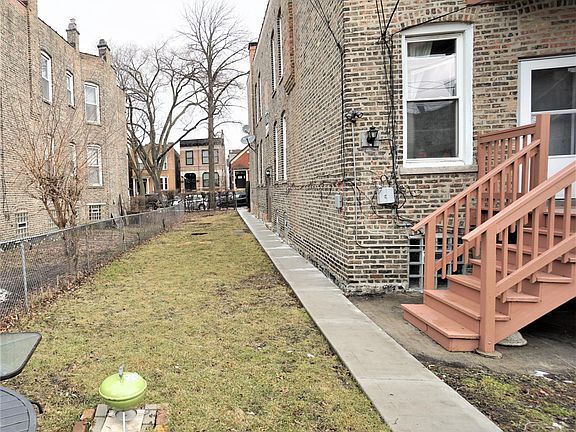 3rd image of 2019 W Cortez St APT 1R