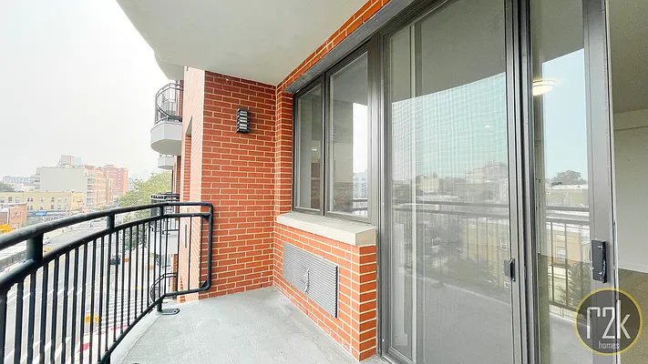 Rented by Realty 2000 Corp | media 6