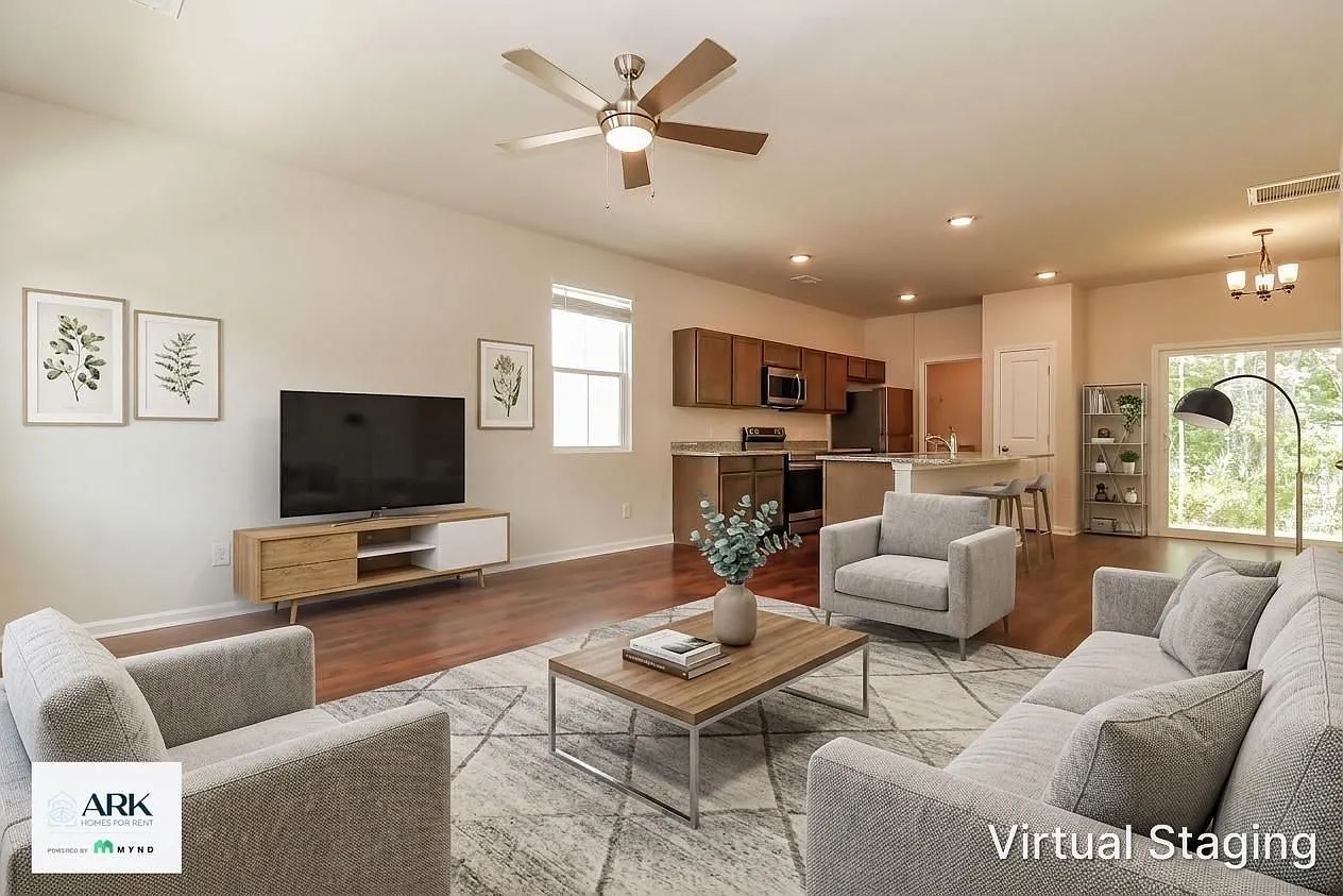 3 bed, 2.5 bath, 1315 sqft, $1,849 — Photo 3