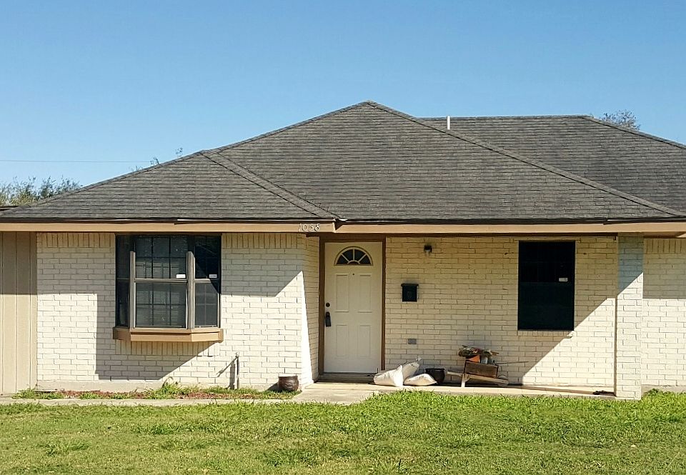 1058 Bruce St Mercedes, TX 