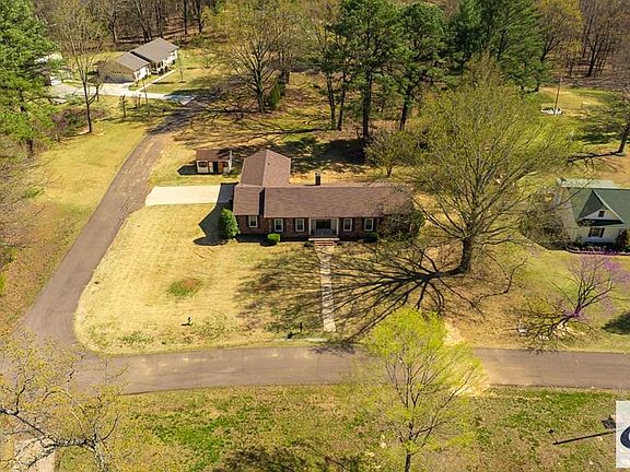 5th image of 364 Ridgewood Dr
