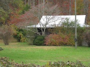 2266 Charlie Mountain Rd, Tiger, GA 30576