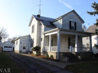 254 W 1st St, El Paso, IL 61738