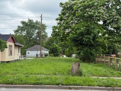 563 N Belmont Ave, Indianapolis, IN, 46222