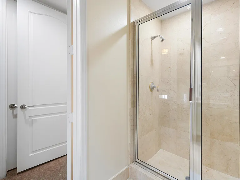 201 S Narcissus Ave #605 — Photo 16