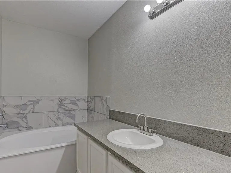 4320 W Lake Mead Blvd #101 — Photo 18
