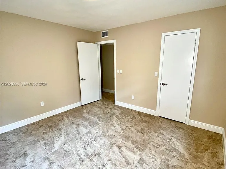 3926 Segovia St #3926 — Photo 24