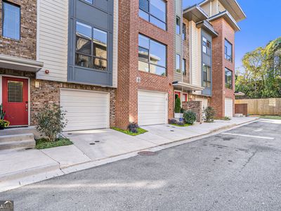 981 Moda Dr, Atlanta, GA, 30316