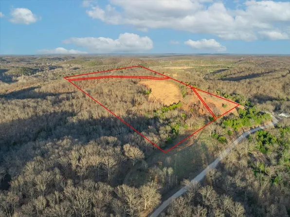000 Chapel Bluff Road, Mack's Creek, MO 65786