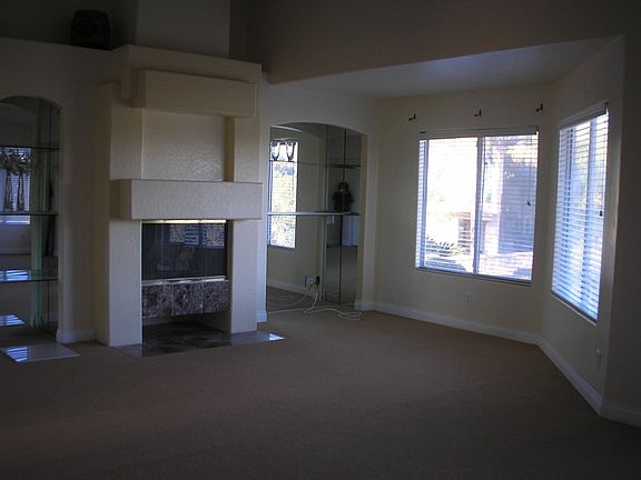 4th image of 24503 Ebelden Ave