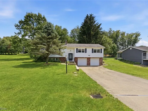 2520 Douglas Dr, Zanesville, OH 43701