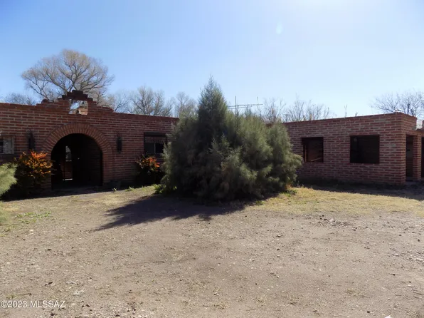4 Old Bailey Xing, Tumacacori, AZ 85640
