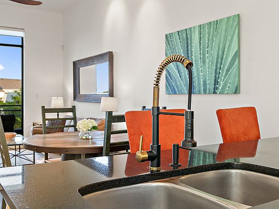4th image of 2525 S Lamar Blvd APT 302