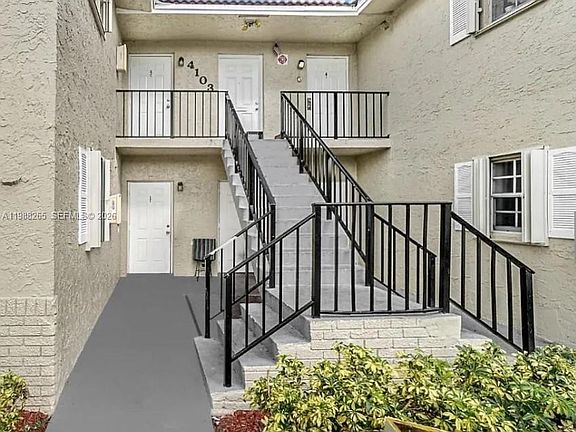 2nd image of 4103 Riverside Dr