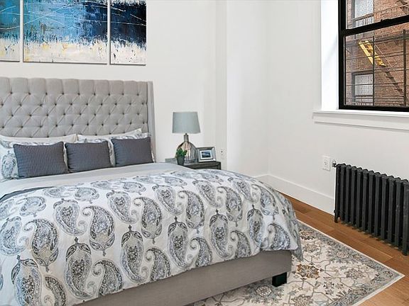 3rd image of 207 Central Park N #39