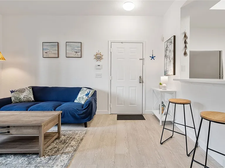 9025 Colby Dr #2107 — Photo 10