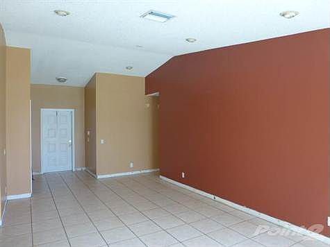 3rd image of 1820 SW 119th Ter